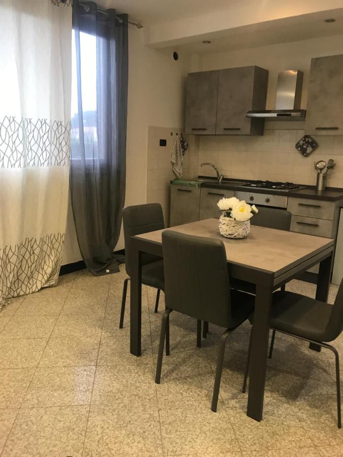 Appartamento sulla piazza 90 m dal mare Anzio Esterno foto